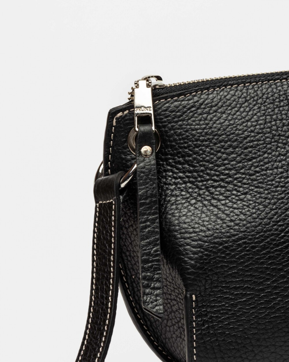 Bandolera Sauvage en cuero graneado Negro