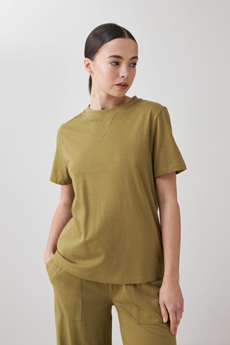 Remera manga corta verde oliva