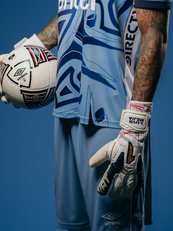 SHORT GOLERO OFICIAL<br /> 2025 Nacional Hombre Celeste, Blanco