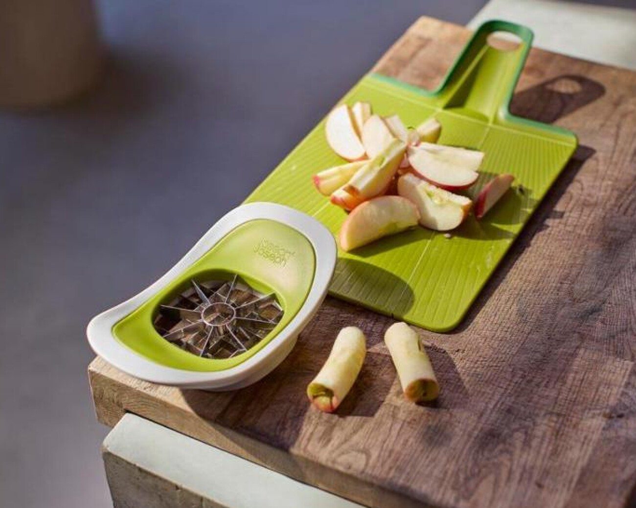Cortador 2 en 1 Joseph Joseph Nest™ Press Frutas y Vegetales Cortador 2 en 1 Joseph Joseph Nest™ Press Frutas y Vegetales