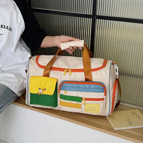 Bolso de viaje con bolsillos Beige