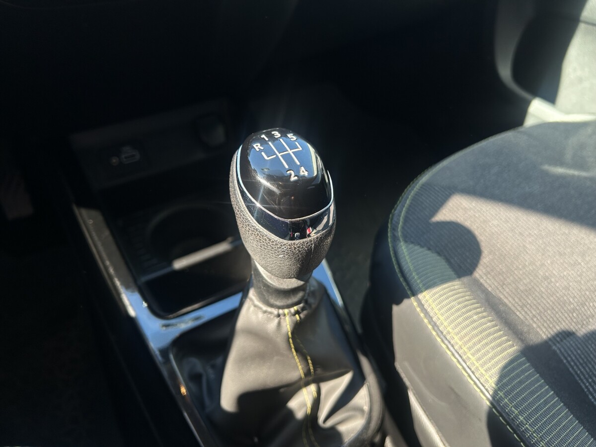 Renault Kwid Outsider EXCELENTE ESTADO! | Permuta/ Financia Renault Kwid Outsider EXCELENTE ESTADO! | Permuta/ Financia