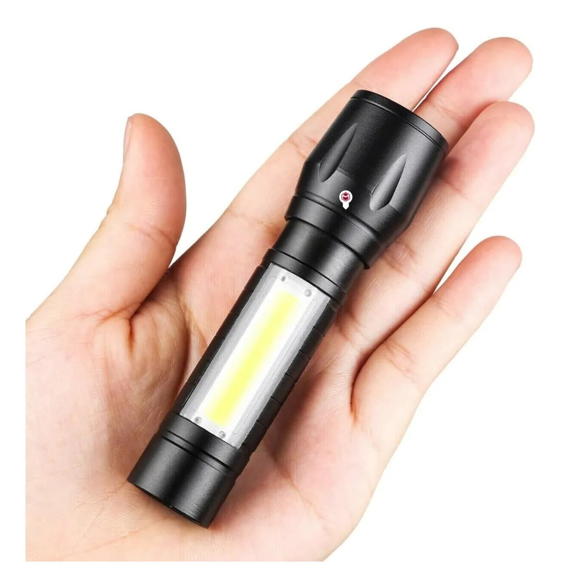 Mini Linterna LED Recargable USB con Zoom — Bentancor Outdoor