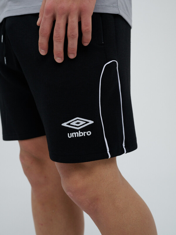 Bermuda Veliz Umbro Hombre 002