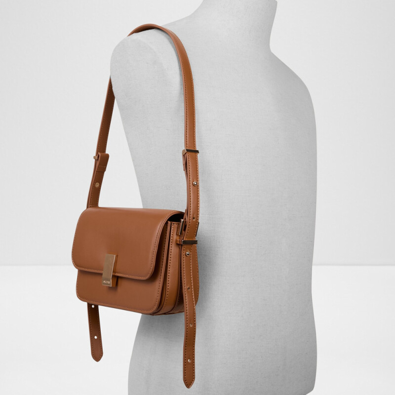 ETEINI MEDIUM PINK CAMEL