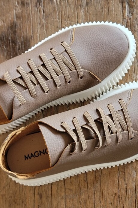 Zapatillas Indiana Marrón