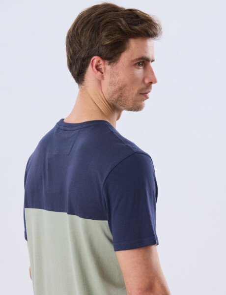 REMERA RAYADA DE ALGODÓN Pistacho