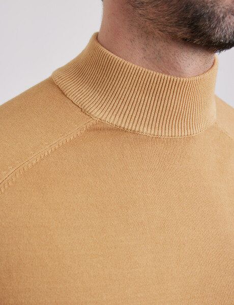 Sweater Camel