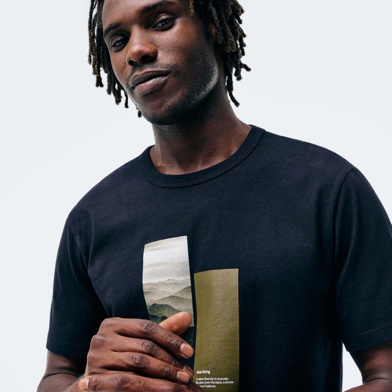 CAMISETA MM AZUL ESCURO