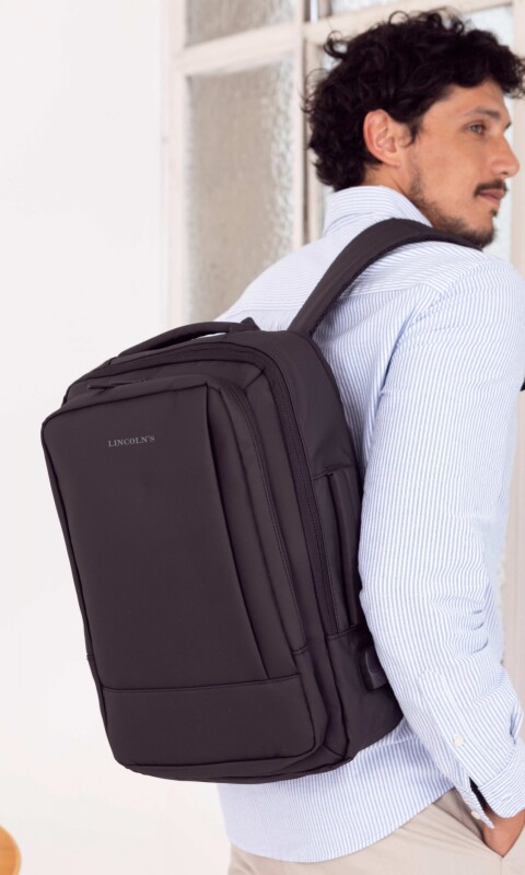 MOCHILA THE ECONOMIST NEGRO