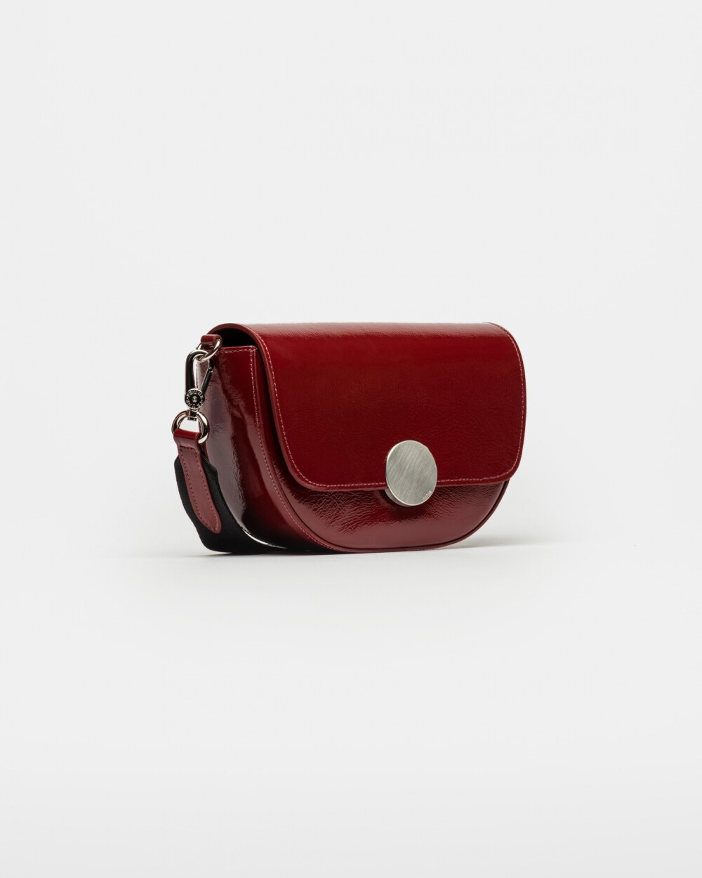 Bandolera The Circle En Cuero Charol Arrugado Berry