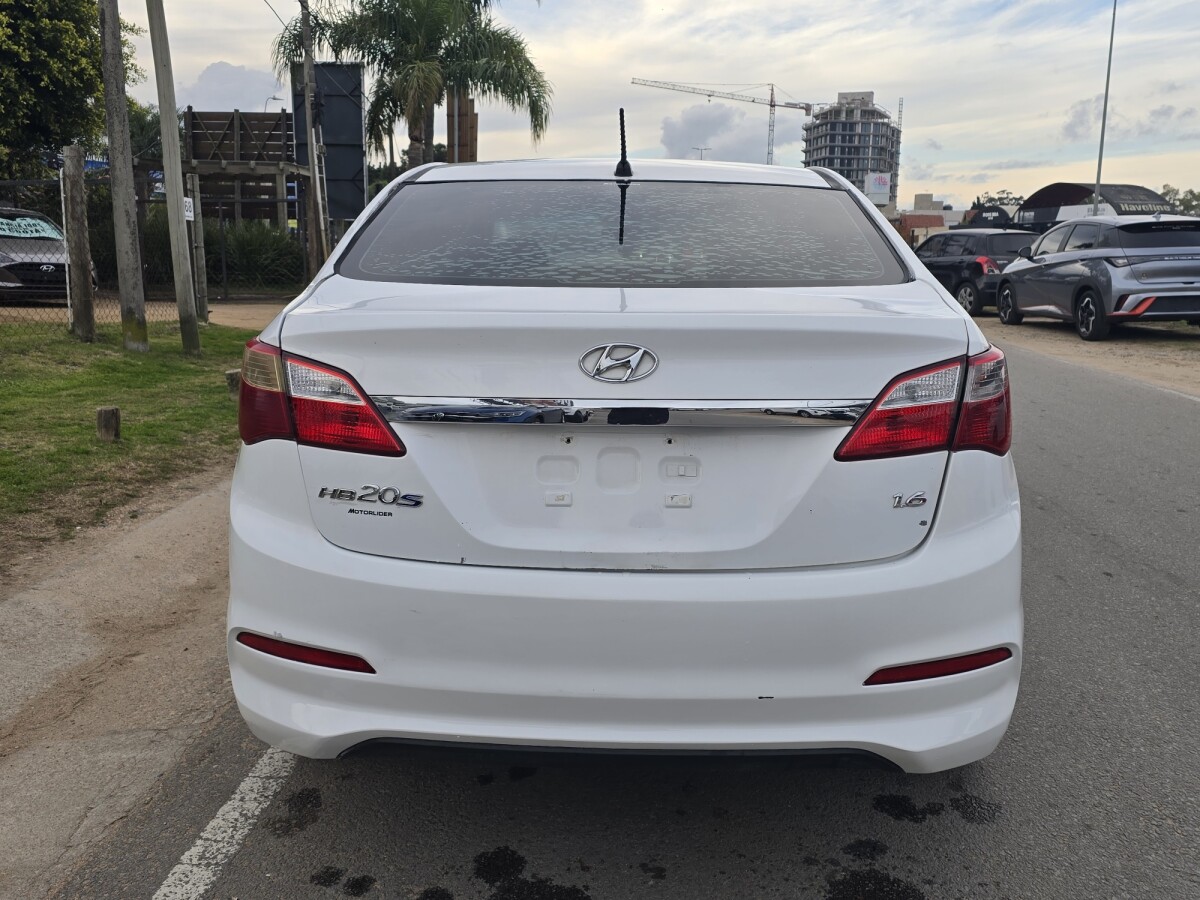 Hyundai HB20 Comfort EXCELENTE ESTADO! | Permuta / Financia Hyundai HB20 Comfort EXCELENTE ESTADO! | Permuta / Financia