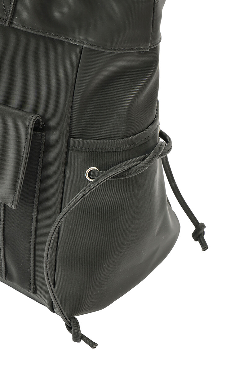 Cartera Torre Negro