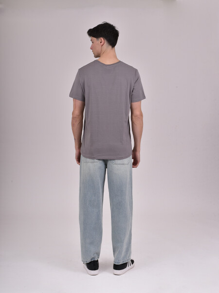 REMERA NAUPLIA GRIS OSCURO