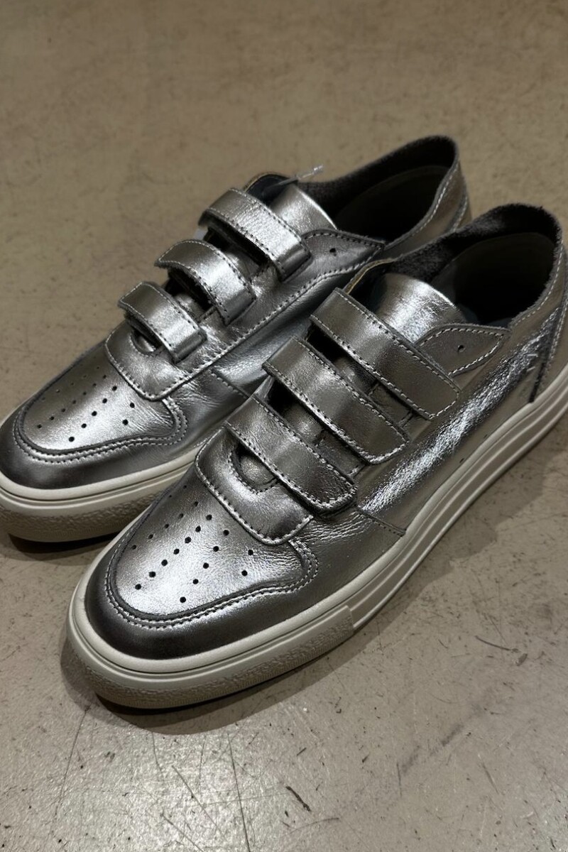 ZAPATILLA RUGA Plata