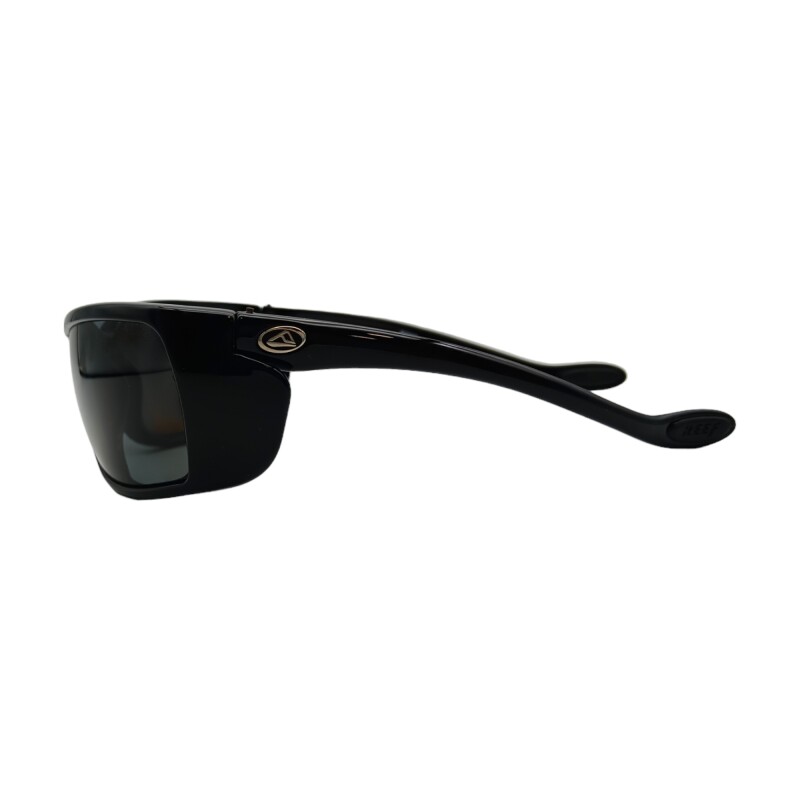 RG002420 negrouniforme