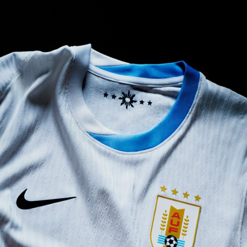 Remera AUF Stadium Camiseta Alternativa de Niños Blanco
