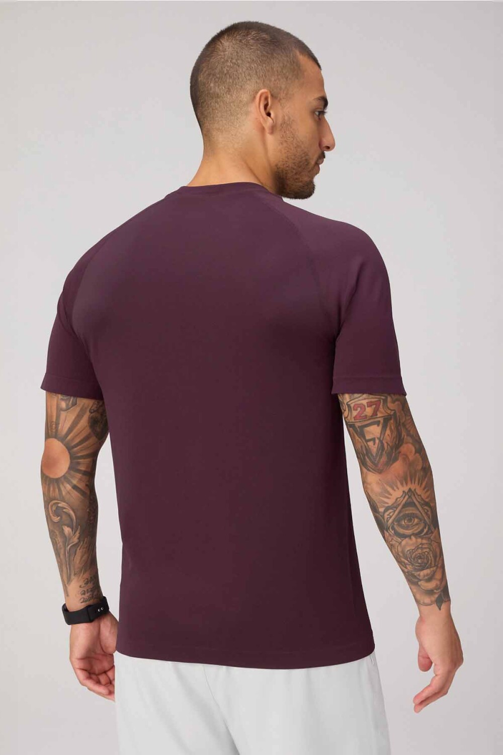 Polo Manga Corta Fit The Training Day Tee Hombre Oxblood