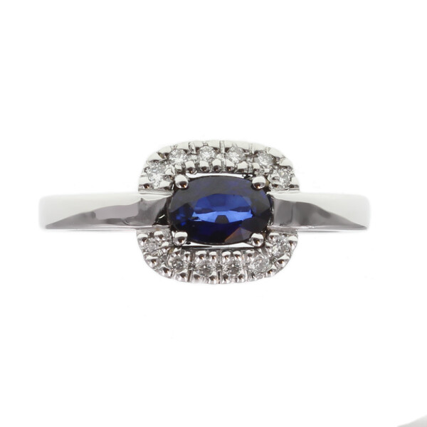 Anillo Madison en oro blanco 18k con brillantes y zafiro Anillo Madison en oro blanco 18k con brillantes y zafiro