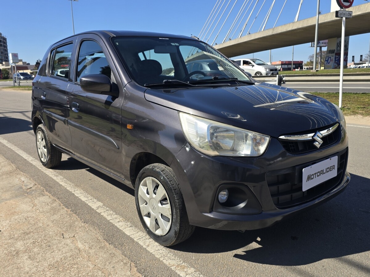 Suzuki Alto K10 1.0 EXCELENTE ESTADO! | Permuta / Financia Suzuki Alto K10 1.0 EXCELENTE ESTADO! | Permuta / Financia