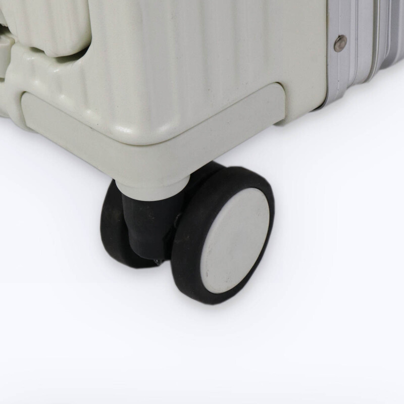 MALETA PLAST MARFIL C/CODIGO Unica