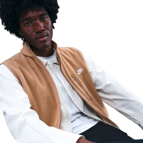 Abrigo Nike Club Winterized de Hombre crema