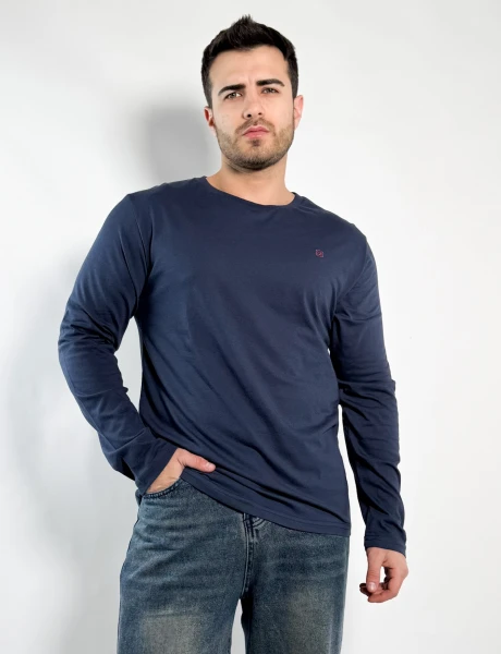 Remera lisa manga larga Barton Azul