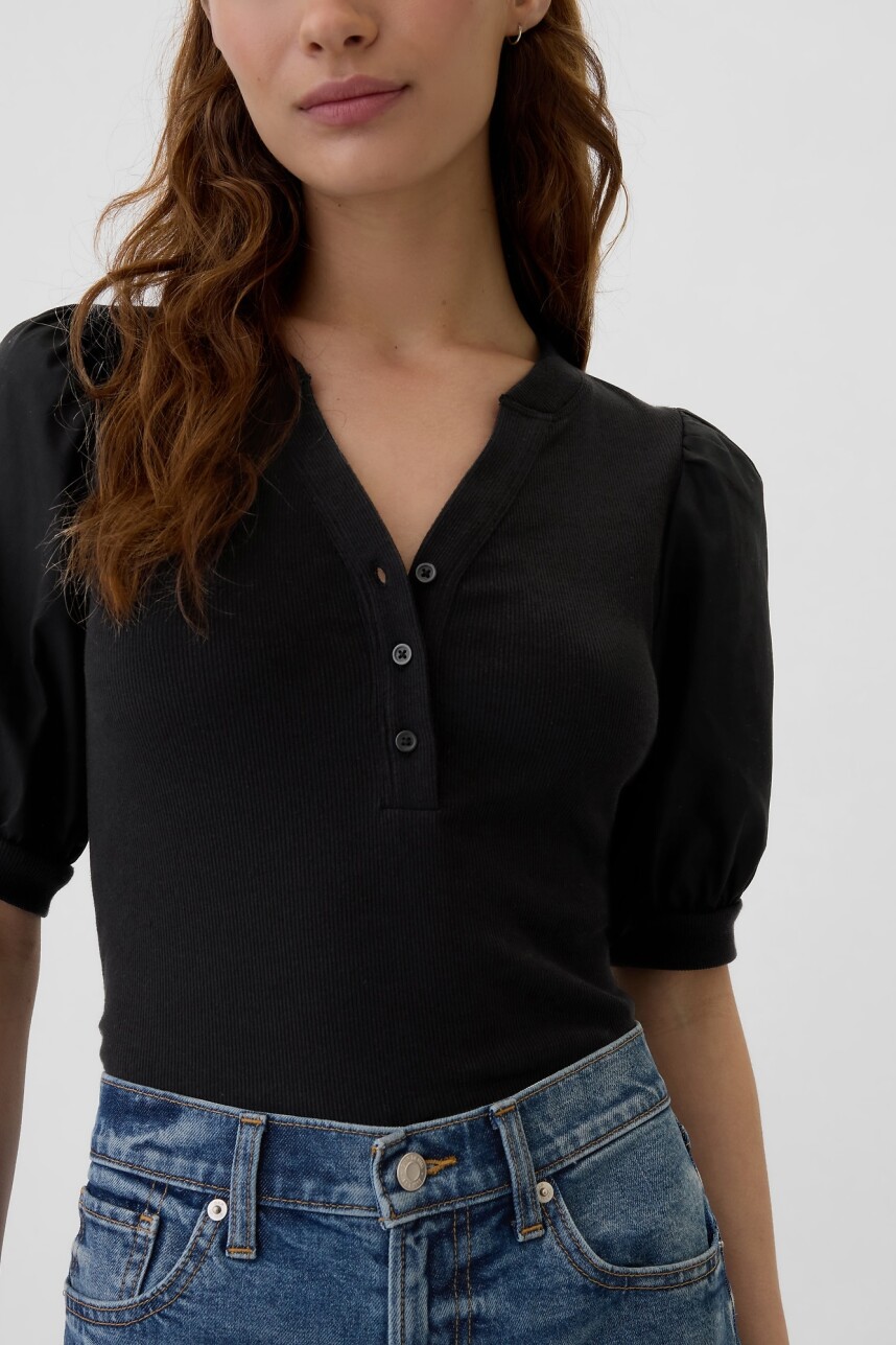 Remera Con Botones Mujer True Black