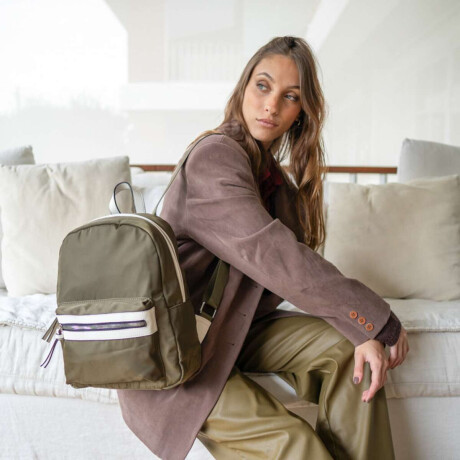 Mochila Jerez Oliva y Blanco