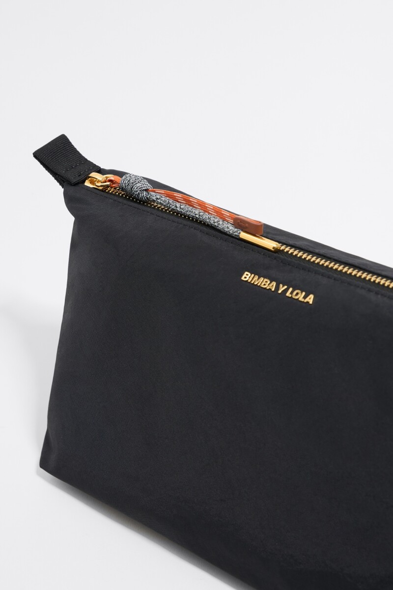 NECESER NYLON Negro