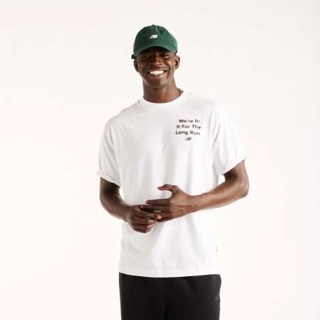 Remera New Balance de Hombre - Foggy Daze 1906 - MT62R4SWWT WHITE