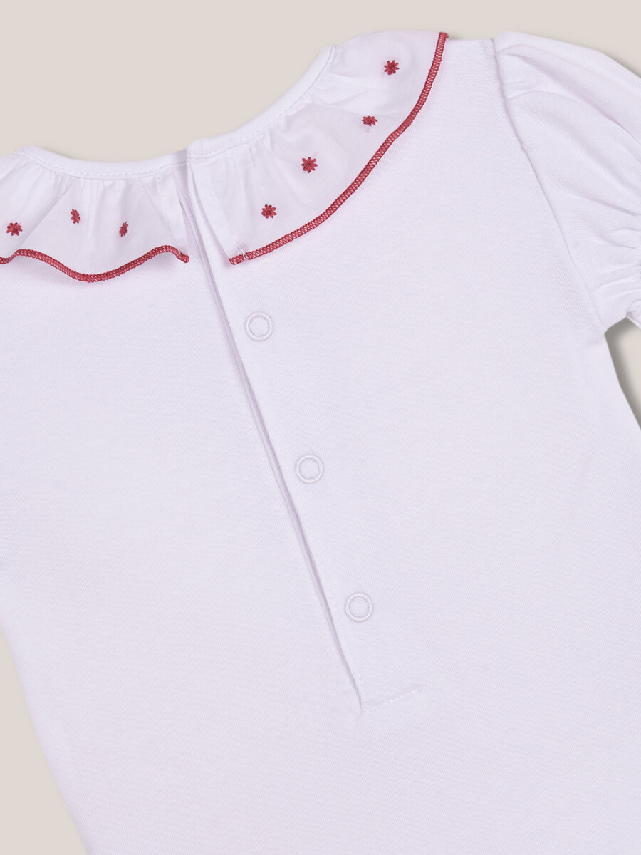 Body De Manga Corta Con Bordados En El Cuello Blanco