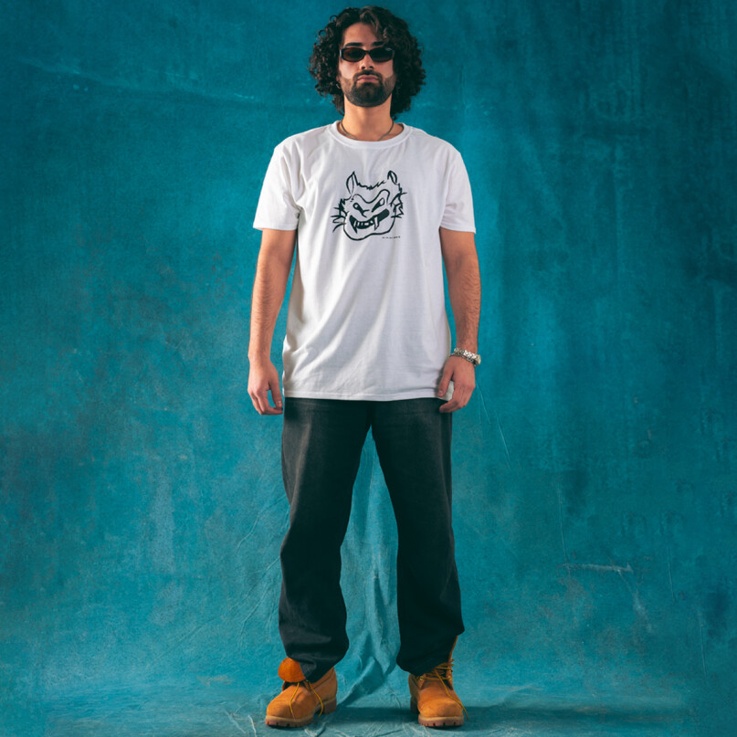 REMERA REGULAR - UNA SECA MENOS REMERA REGULAR - UNA SECA MENOS
