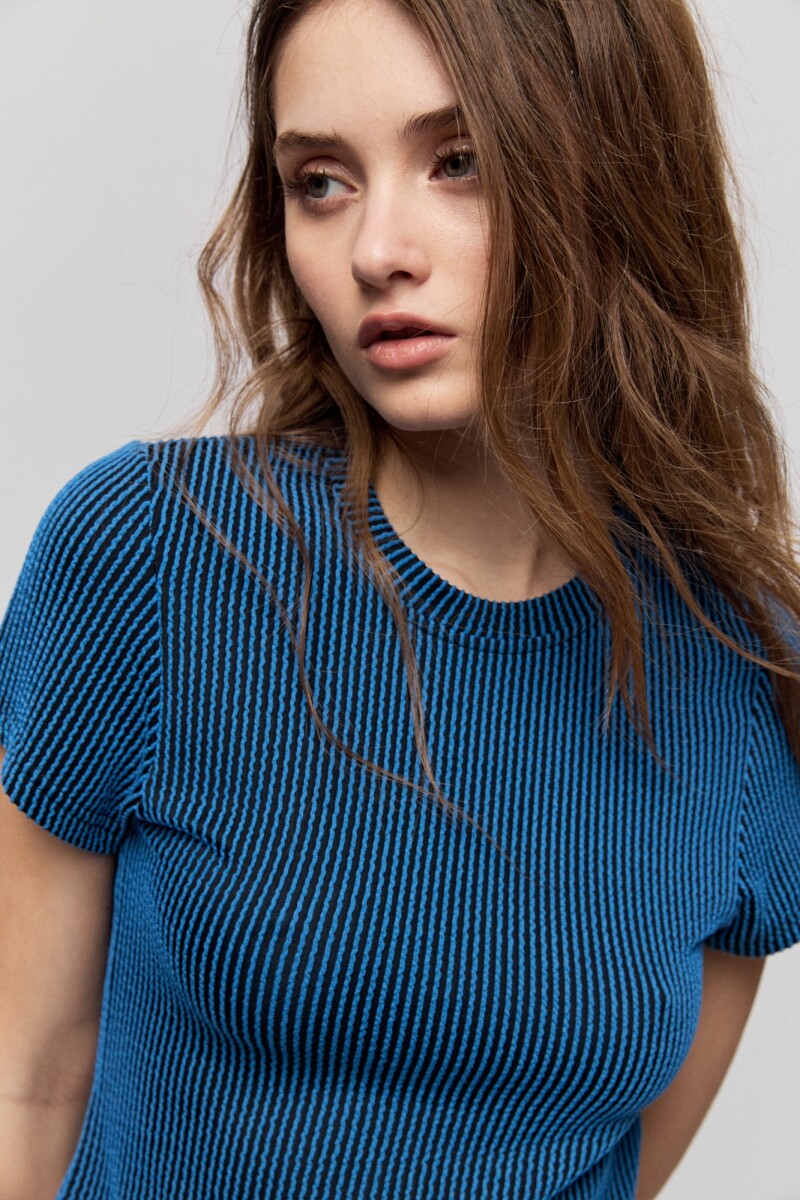 REMERA MAGNOLIA - Azul Francia 