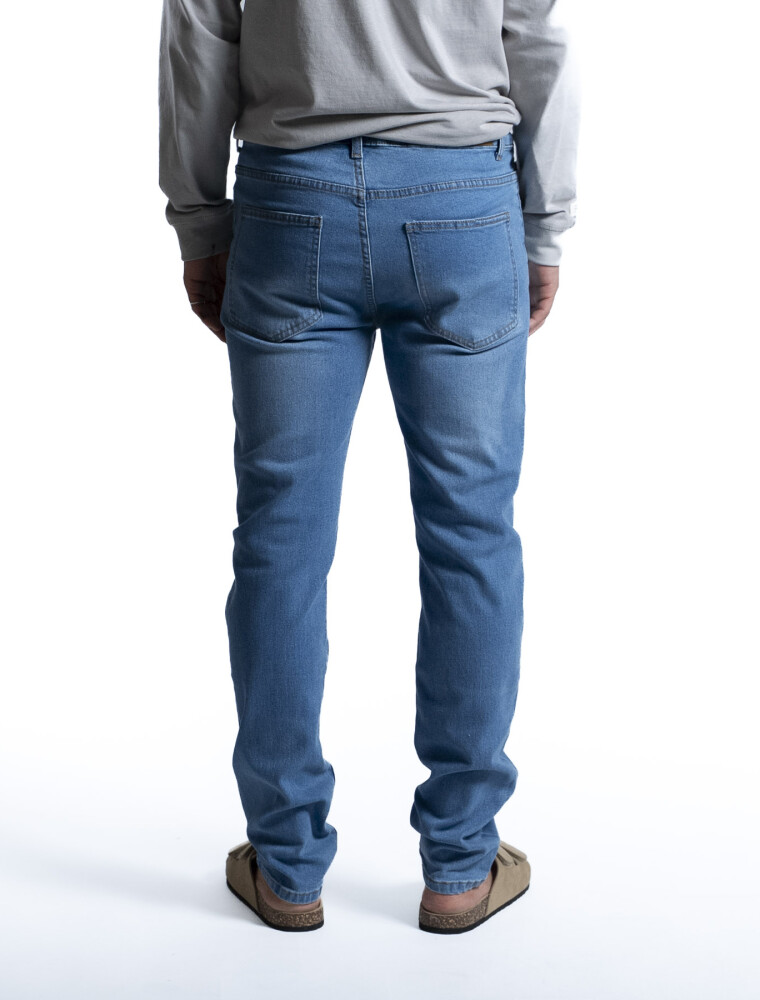 Jean Regular Fit Largo 30 Celeste