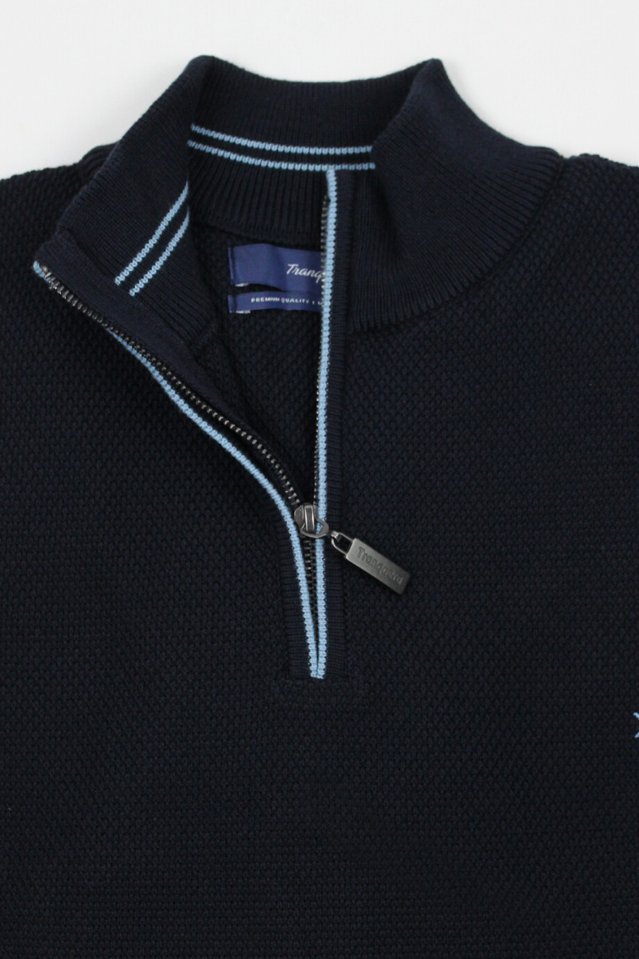 Remera Medio Cierre Apolo Azul con Celeste