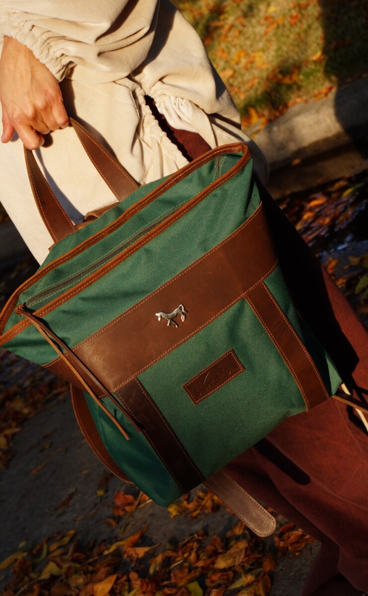 Mustang Backpack - Chocolate / Verde Inglés 