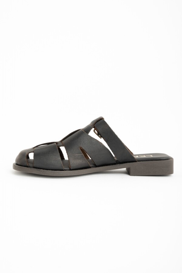 Zueco Cangrejera Cuero Chocolate