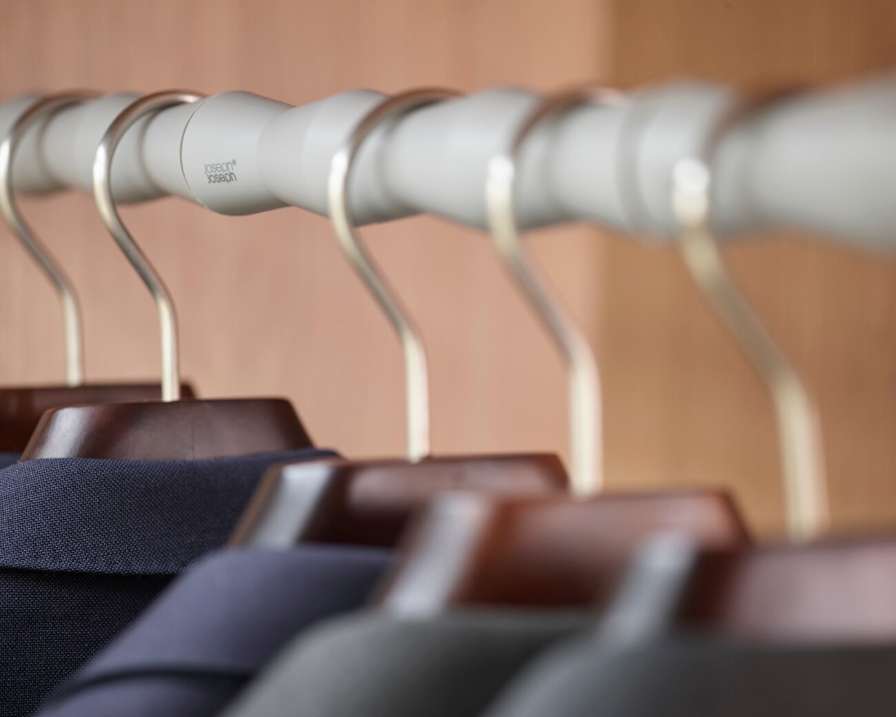 Espaciadores para Perchas Joseph Joseph Orderly™ Wide Espaciadores para Perchas Joseph Joseph Orderly™ Wide