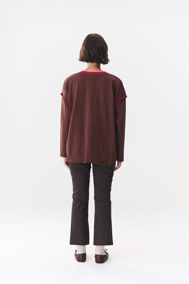 Remera Gear Chocolate