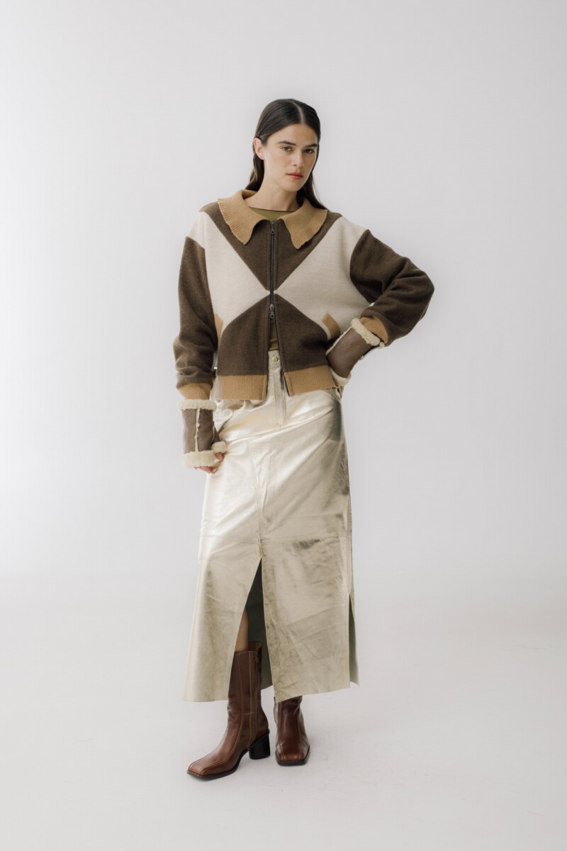 Bomber Chess PRE VENTA Chocolate