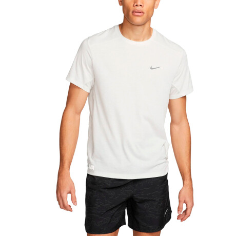 REMERA NIKE DRI-FIT RUN DIVISION RISE 365 White