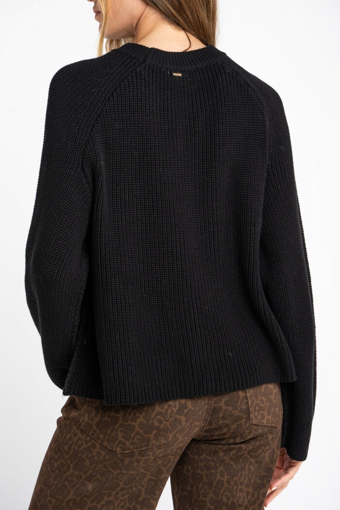 Sweater Negro