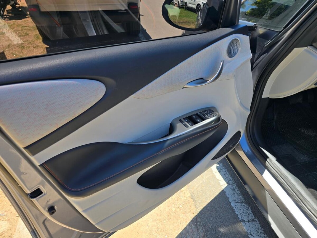 BYD e2 GS 100% eléctrico Extra Ful | Permuta / Financia BYD e2 GS 100% eléctrico Extra Ful | Permuta / Financia