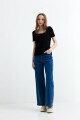 Remera m/c en rib cuello cuadrado NEGRO