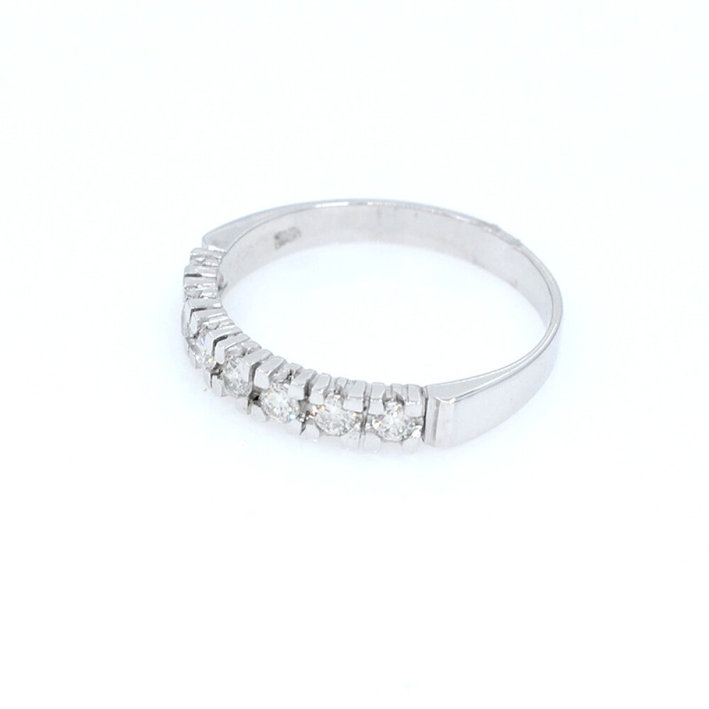 Anillo en oro 18k blanco y brillantes Anillo en oro 18k blanco y brillantes