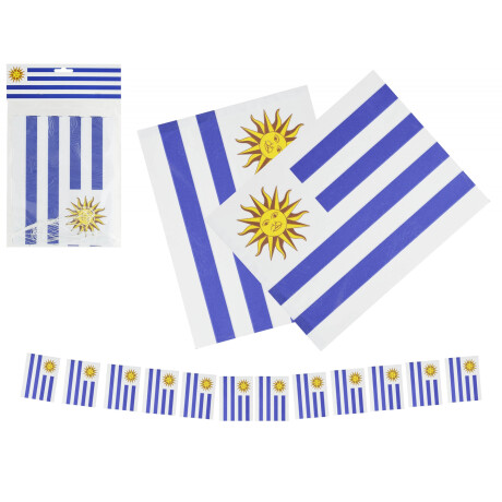 Guirnalda de papel, banderas de Uruguay. Guirnalda de papel, banderas de Uruguay.
