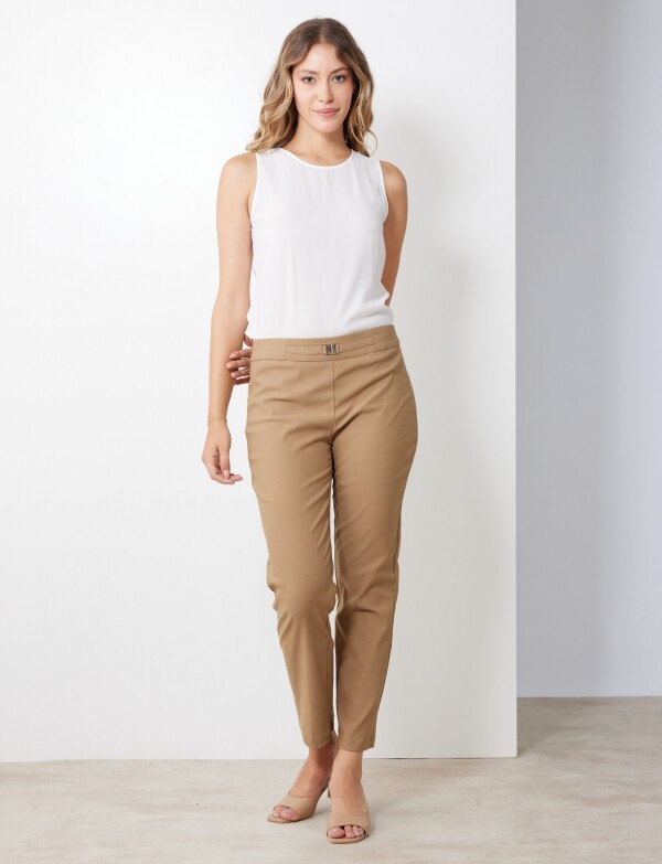 Pantalon Office TOSTADO