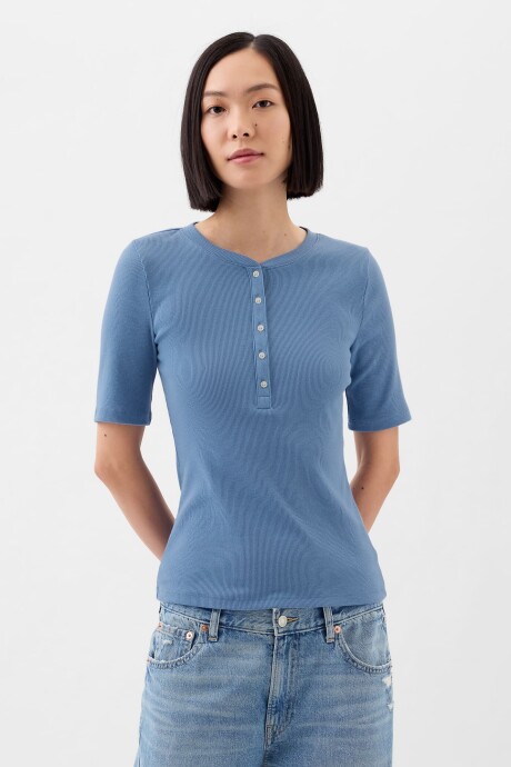 Remera Manga Corta Con Botones Mujer Soft Cornflower