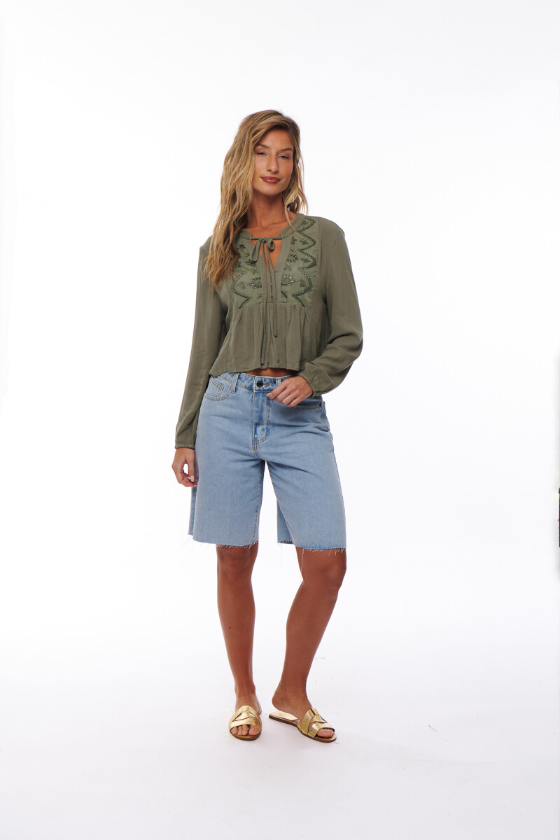 BERMUDA JEAN BIANA AZUL CLARO